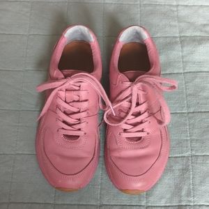EVERLANE Leather Trainer Sneakers size 7.5, Bubblegum Rose